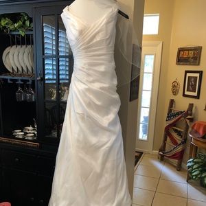 Alfred Angelo Wedding Dress